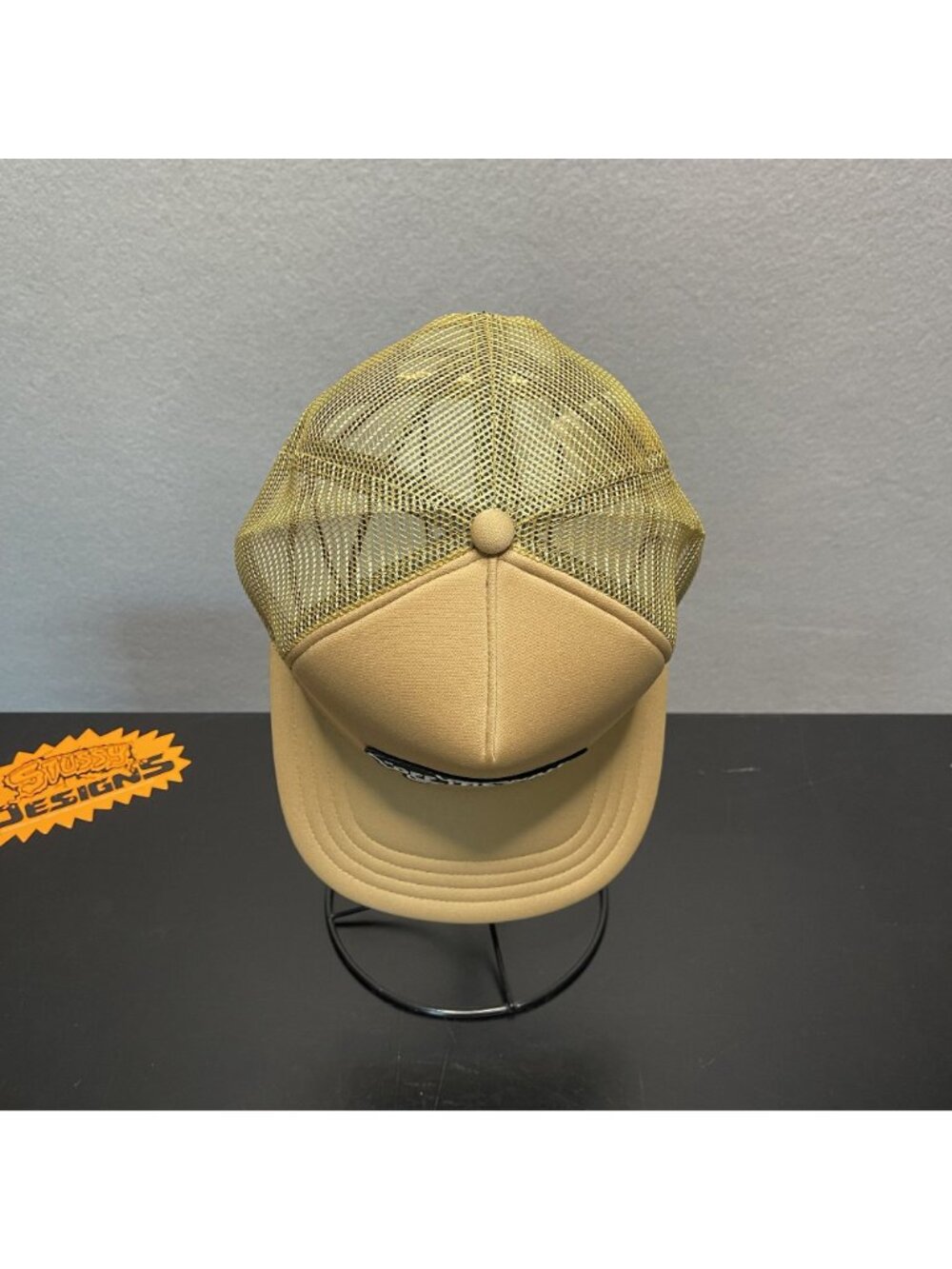 Vans "Off The Wall" Tan Snapback Trucker Hat Mesh Back Adjustable - Picture 2 of 6